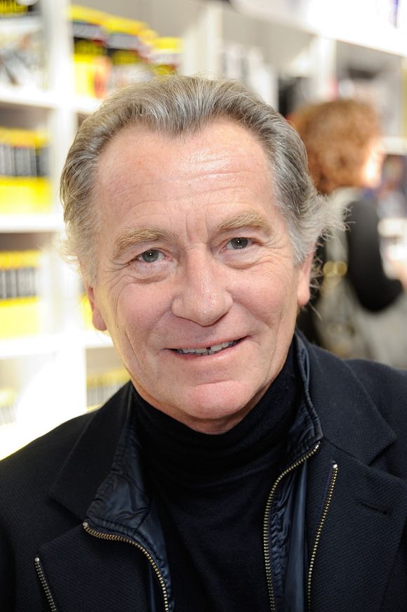 William Leymergie signant des exemplaires de son livre lors du Salon du Livre de Paris qui s'est tenu au Parc des Expositions, Porte de Versailles à Paris, France, le 23 mars 2013. Photo par Nicolas Briquet/ABACAPRESS.COM