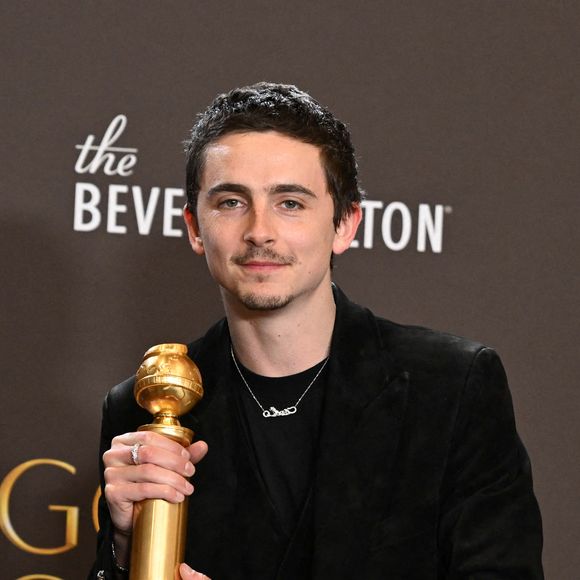 Timothée Chalamet dans la salle de presse lors de la 83ème cérémonie des Golden Globes, au Beverly Hilton. © Kevin Sullivan via ZUMA Press Wire / Bestimage