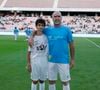 Le jeune homme pratique le foot au Portugal et participe à des exhibitions avec son père.

L'ancien joueur de football français Eric Cantona et son fils Emir se tiennent sur le terrain à la mi-temps. Match de charité pour l'association Un Espoir, Un Sourire Pour La Vie. Des légendes du football, mais aussi du rugby et quelques personnalités, sont présentes pour un match de mi-temps foot, mi-temps rugby. Nice, France, 26 septembre 2022. Photo Patrick Aventurier/ABACAPRESS.COM
