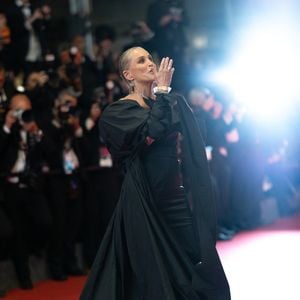 Sharon Stone (Montre Audemars Piguet) - Montée des marches du film " Diamond " lors du 79ème Festival International du Film de Cannes, le 19 mai 2026. © Jacovides-Moreau / Bestimage