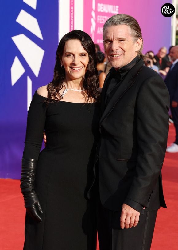 Juliette Binoche et Ethan Hawke lors de l'ouverture de la 52ème édition du Festival du Cinema Américain de Deauville, France, le 4 septembre 2026.

© Denis Guignebourg/Bestimage