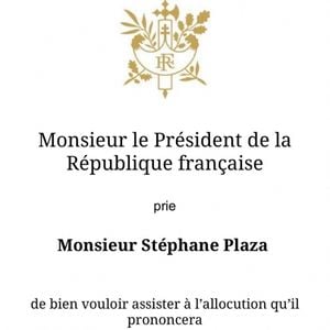 L’animateur et agent immobilier, accompagné de son père, avait été invité personnellement par l’Élysée à se rendre à l’ambassade de France pour cet échange.

Exclusif - Stéphane Plaza, en voyage d'affaire pour trouver de nouveaux franchisés à Île Maurice, a reçu une invitation du président Emmanuel Macron à l'occasion de l'inauguration du nouveau site de l'Ambassade de France à Maurice à l'immeuble "The Workplace", Moka-Telfair, le vendredi 21 novembre 2025. © Bestimage