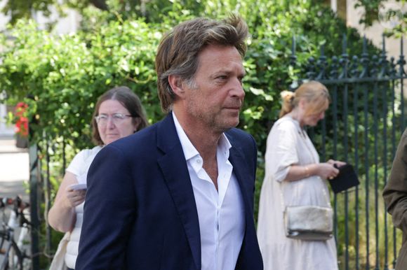 Laurent Delahousse assiste aux obsèques de Philippe Labro à l'église Saint Germain des Prés à Paris, France, le 13 juin 2025. Philippe Labro, journaliste prolifique, auteur, réalisateur et compositeur, est décédé à l'âge de 88 ans des suites d'un cancer le 4 juin dernier. Photo by Nasser Berzane/ABACAPRESS.COM