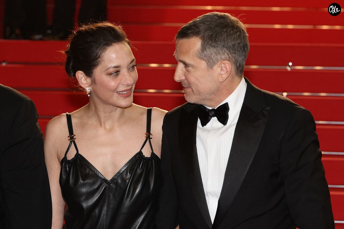 Photo : Marion Cotillard et Guillaume Canet - Descente des marches du ...