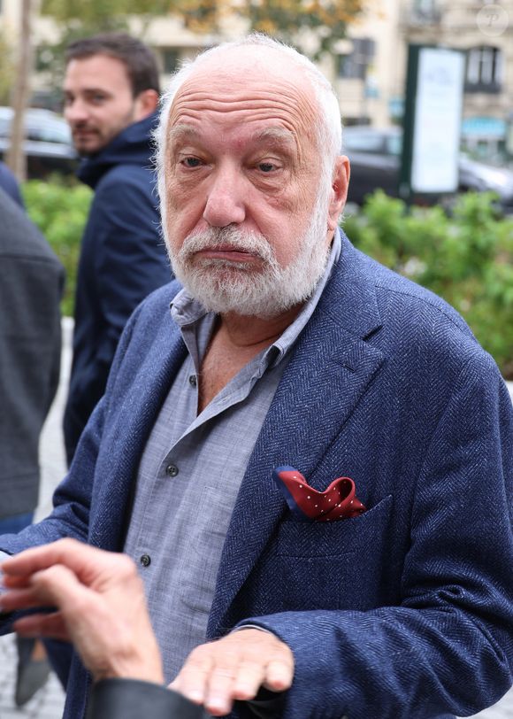 François Berléand - Les célébrités aperçues à proximité des studios de RTL à Neuilly-sur-Seine, le 15 octobre 2025. Agence / Bestimage
