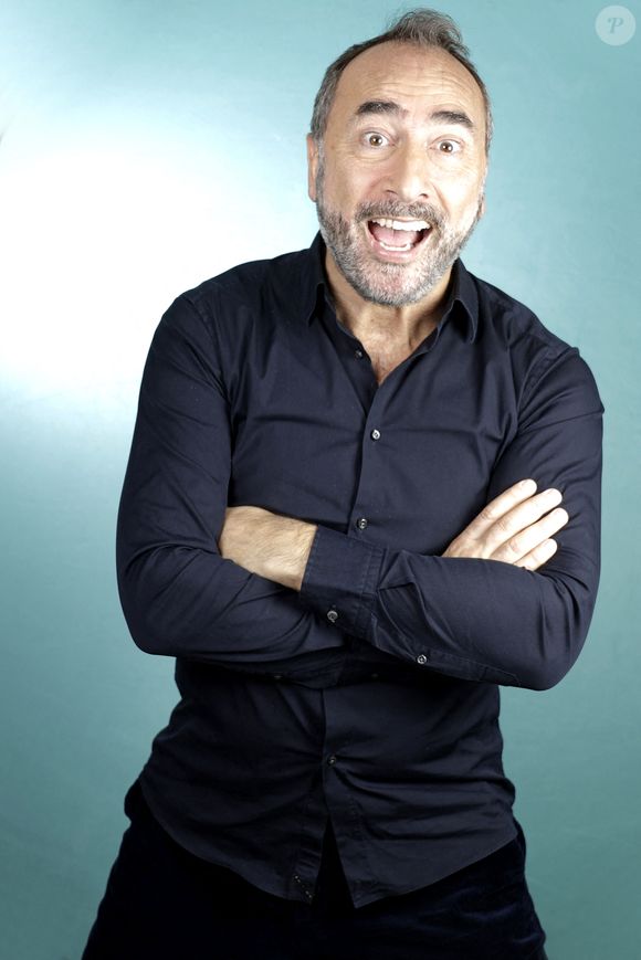 Exclusif - Portrait de Alil Vardar lors de l'enregistrement de l'émission "Chez Jordan de Luxe" à Paris. Le 12 novembre 2024
© Cédric Perrin / Bestimage