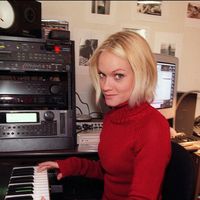 La fille de ce célèbre chanteur des années 70 raconte les derniers moments de son père : "Drucker venait le voir, Johnny l’a appelé"