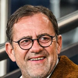 Son restaurant toulousain continue d'accueillir les gourmets dans un cadre raffiné.

Michel Sarran dans les tribunes lors du match de football Ligue 1 McDonald's opposant le Paris Saint-Germain (PSG) à Toulouse Football Club (TFC) (3-1) au Parc des Princes à Paris, France, le 3 avril 2026. © Matthieu Mirville/Bestimage