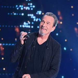 Exclusif - Florent Pagny lors de l'enregistrement de l'émission Vivement dimanche au studio Rive gauche, présentée par M.Drucker, diffusée sur France 3 le 21 juin 2026, à Paris, France, le 20 mai 2026. © Guillaume Gaffiot/Bestimage