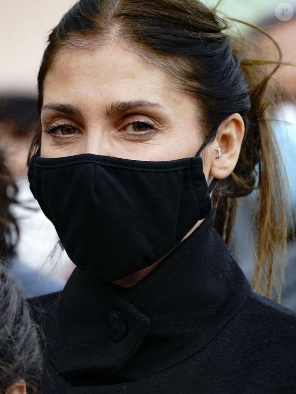 Loretta Denaro  (femme de Christophe Dominici) - Obsèques du rugbyman Christophe Dominici en l'église Saint-Louis de Hyères le 4 décembre 2020
© Norbert Scanella / Panoramic / Bestimage