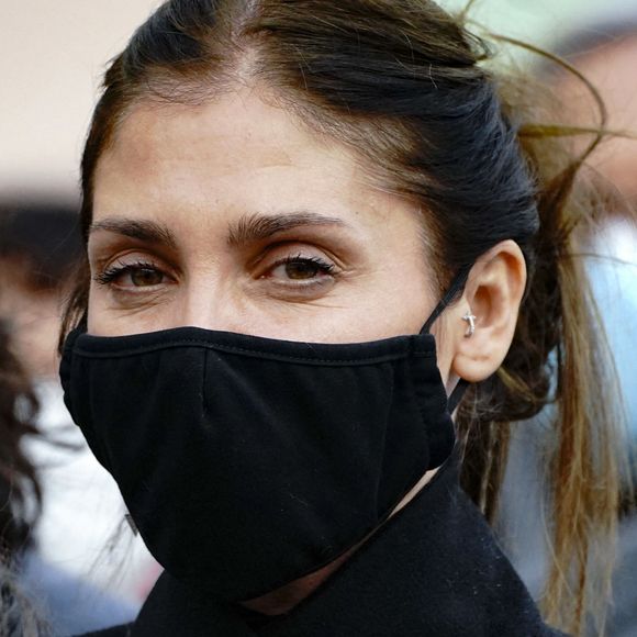 Loretta Denaro  (femme de Christophe Dominici) - Obsèques du rugbyman Christophe Dominici en l'église Saint-Louis de Hyères le 4 décembre 2020
© Norbert Scanella / Panoramic / Bestimage