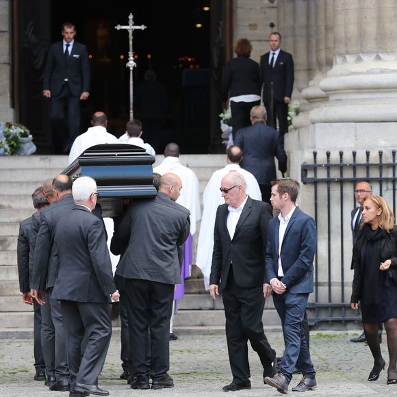 Pascal Desprez au côté du cercueil - Obsèques de Mireille Darc en l'église Saint-Sulpice à Paris. Le 1er septembre 2017
Bestimage