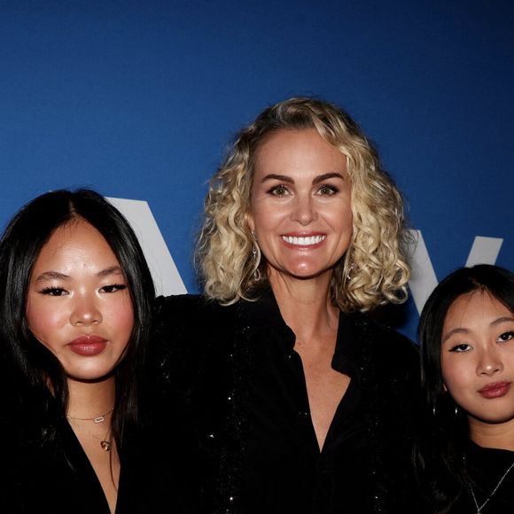 Jade Hallyday et son chéri sont déjà allés en vacances ensemble à plusieurs reprises.

Laeticia Hallyday et ses filles Joy et Jade - Photocall du vernissage de l'exposition "Johnny Hallyday, l'exposition" au Palais des Expositions à Paris. Le 21 décembre 2023
© Dominique Jacovides / Bestimage
