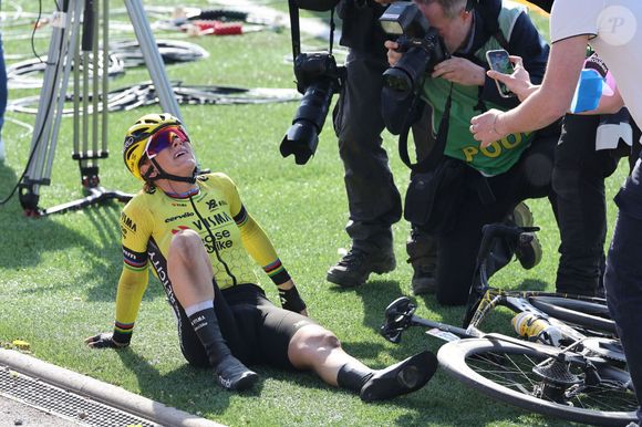 Pauline FERRAND-PREVOT vainqueure du Paris-Roubaix Femmes by Zwift, le 12 avril 2025 - photo Laurent Sanson / PsnewZ