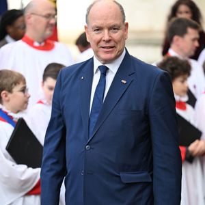 Le prince Albert II de Monaco quitte la cérémonie annuelle de célébration du Commonwealth Day à l'abbaye de Westminster, à Londres. Backgrid UK/ Bestimage