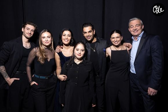 Exclusif - Inès Vandamme, Adrien Caby, Lucie Bernardoni, Pierre Lemarchal, Karima Charni, Christophe Licata, Mayane en backstage lors de l'enregistrement de l'émission "La Boîte à secrets", présentée par F.Bollaert et diffusée le 2 janvier 2026 sur France 3, dans les studios du Lendit à Saint-Denis, France, le 1er décembre 2025. © Cyril Moreau/Bestimage