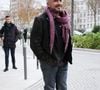 Loin de toute pression, Olivier Minne aborde avec franchise son évolution sur la balance depuis ses débuts à la télévision, l'adaptation de sa routine sportive avec l'âge, et son refus des régimes stricts.

Olivier Minne à la sortie des studios de RTL à Neuilly-sur-Seine, le 18 décembre 2025.
© Jonathan Rebboah / Bestimage