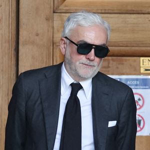 Pascal Praud - Sorties des obsèques de Philippe Labro en l'église de Saint-Germain-des-Prés à Paris le 13 juin 2025. © Dominique Jacovides - Christophe Clovis / Bestimage