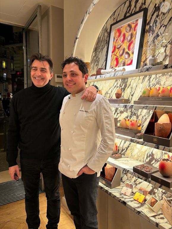 Aurélien Rivoire a décidé de quitter le groupe dirigé par le célèbre chef multi-étoilé Yannick Alléno.

Fin de collaboration entre Yannick Alléno et Aurélien Rivoire.
