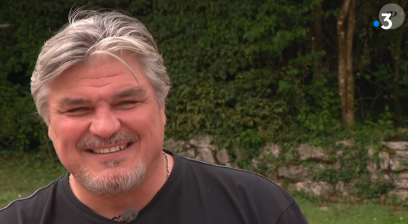 Pour David Douillet et sa nouvelle épouse, le bonheur est dans l'Ain. Capture reportage France 3 Rhône Alpes, 2021