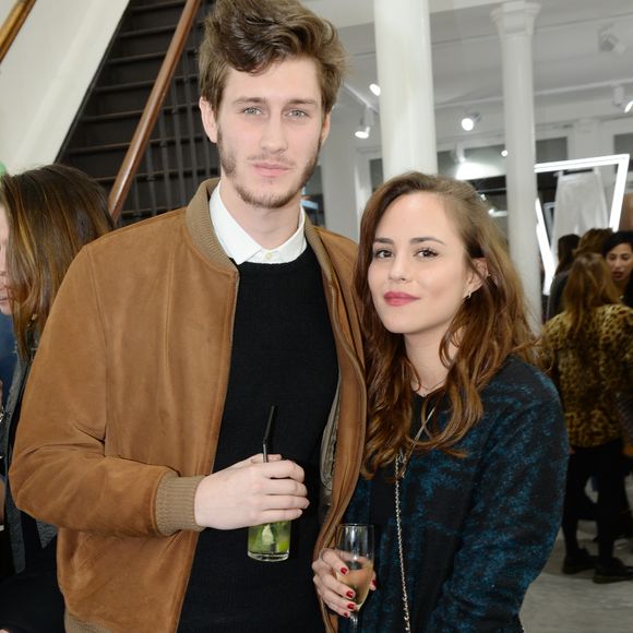 Exclusif - Jean-Baptiste Maunier et sa compagne Léa Arnezeder - Soirée de lancement de la collection capsule "J Brand x Comptoir des Cotonniers" à la "L.A. Galerie" rue Bachaumont dans le 2ème arrondissement à Paris, le 17 février 2016. © Rachid Bellak/Bestimage