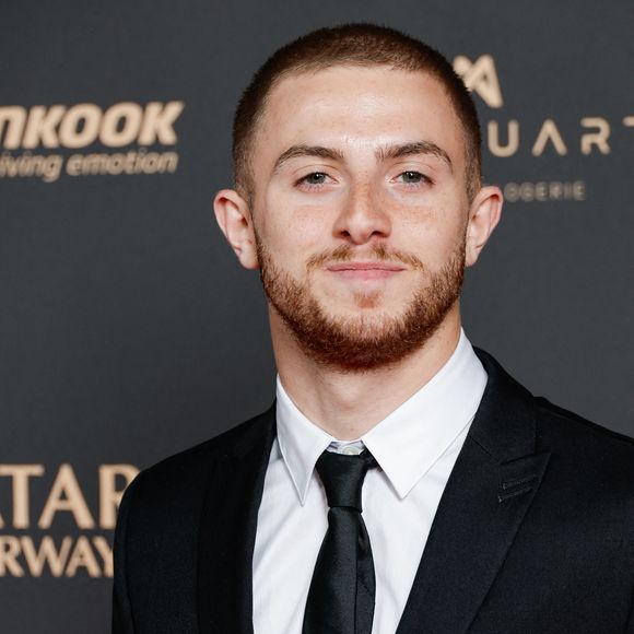 Le célèbre YouTubeur Michou était aussi de la partie ! 

Miguel Mattioli (Michou) au photocall de la 69ème cérémonie du Ballon D'Or 2025 au théâtre du Châtelet à Paris, France, le 22 septembre 2025. © Cyril Moreau/Bestimage