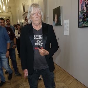 Exclusif - Le chanteur Renaud (Renaud Séchan) -  Vernissage de l'exposition "Renaud, Des mots et des images" qui se tiendra jusqu'au 14 septembre à la Mairie du 13ème à Paris le 5 septembre 2024.  © Coadic Guirec/Bestimage