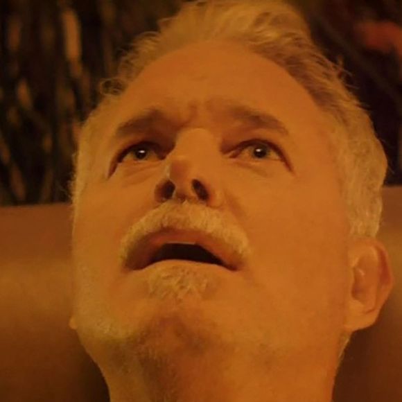 Eric Dane joue le rôle d'un pompier héroïque luttant contre la SLA dans Brilliant Minds.  Photo par Backgrid UK/ Bestimage