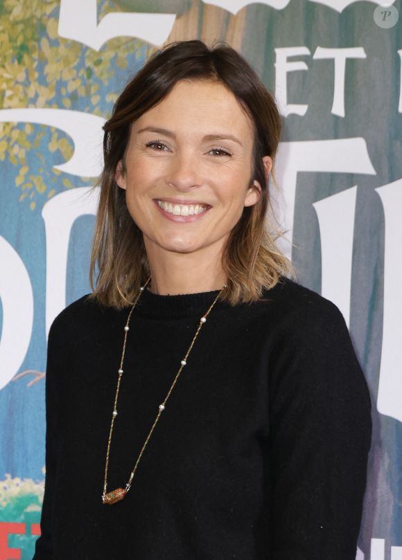 Isabelle Ithurburu - Avant-première du film "Ellian et le Sortilège" à la Cinémathèque à Paris. Le 17 novembre 2024
© Coadic Guirec / Bestimage
