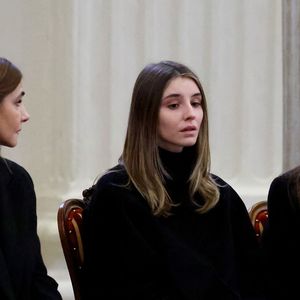 La princesse Clotilde Courau et ses filles les princesses Vittoria et Luisa lors de la veillée funèbre du prince Victor-Emmanuel de Savoie, en l'Eglise de Sant'Uberto à Turin le 9 février 2024. 
© Dominique Jacovides/Bestimage