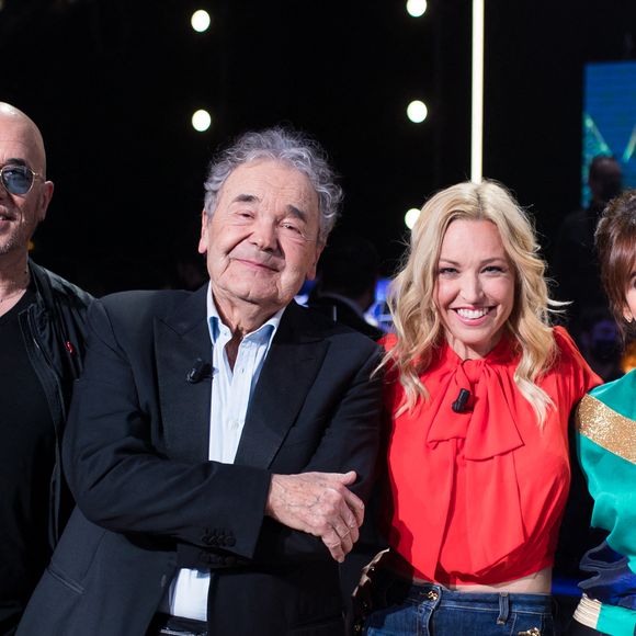 Pascal Obispo, Pierre Perret, Natasha St Pier, Faustine Bollaert lors de l'enregistrement de l'émission "La boîte à Secrets" à Paris, qui sera diffusée le 9 septembre sur France 3.

© Tiziano Da Silva / Bestimage