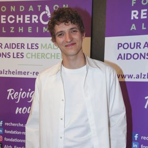 Elle a maquillé le chanteur Aliocha Schneider 

Exclusif - Aliocha Schneider - Backstage du Gala de la Fondation Recherche Alzheimer placée sous le signe de l’émotion et du partage avec un concert unique sur le thème "2 générations chantent pour la 3ème" à l’Olympia à Paris le 17 mars 2025. © Olivier Borde - Bertrand Rindoff/Bestimage