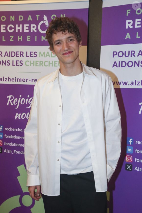 Elle a maquillé le chanteur Aliocha Schneider
Exclusif - Aliocha Schneider - Backstage du Gala de la Fondation Recherche Alzheimer placée sous le signe de l’émotion et du partage avec un concert unique sur le thème "2 générations chantent pour la 3ème" à l’Olympia à Paris le 17 mars 2025. © Olivier Borde - Bertrand Rindoff/Bestimage