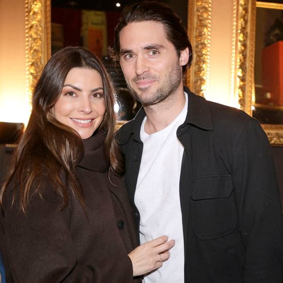 Candice Pascal et son compagnon Quentin Loyer - Générale de la comédie musicale "Victor Lustig, l'homme qui vendit la Tour Eiffel" au théâtre Bobino à Paris le 22 octobre 2025. © Cédric Perrin/Bestimage