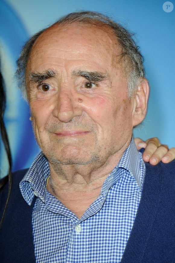 Ce dimanche, Claude Brasseur aurait eu 89 ans. 

Claude Brasseur assiste à l'avant-première du film Camping 3 au Gaumont Marignan a Paris, France. Photo par Aurore Marechal/ABACAPRESS.COM