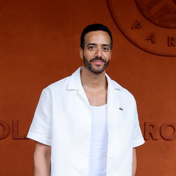 Tarek Boudali au village lors des Internationaux de France de Tennis de Roland Garros 2025 (Jour 7), le 31 mai 2025 à Paris. 
© Dominique Jacovides / Bestimage