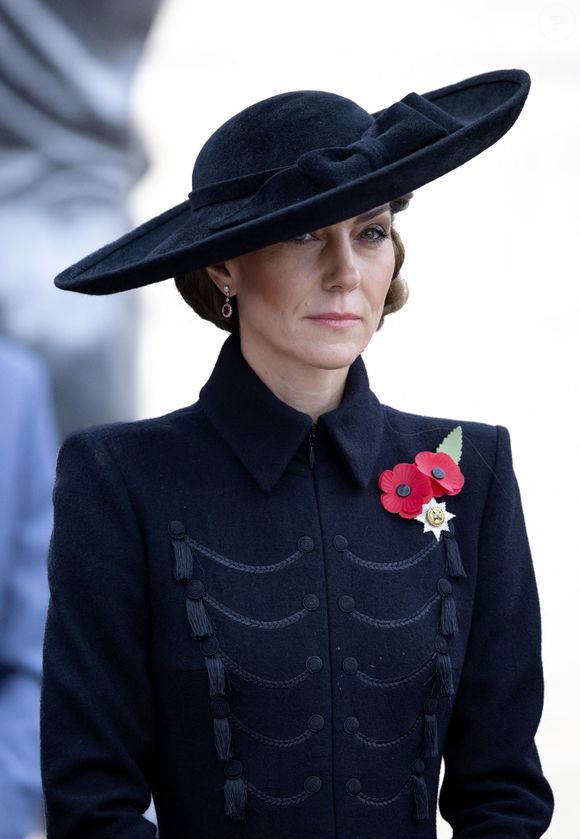 Catherine Kate Middleton, princesse de Galles, assiste à la cérémonie du souvenir de l'Armistice, au National Memorial Arboretum, à Burton-on-Trent, dans l'East Staffordshire. Photo par Julien Burton / Bestimage