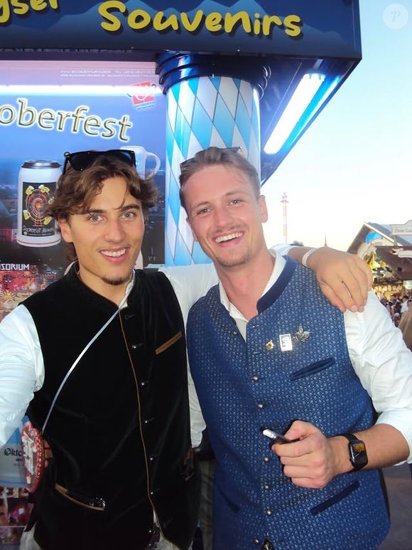 Seraphim von Habsburg-Lothringen, descendant de Sissi l'impératrice, rencontre un franc succès sur les réseaux sociaux. © Instagram