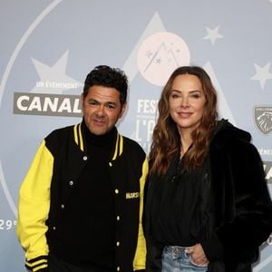 Jamel Debbouze et sa femme Mélissa Theuriau - Tapis rouge lors du 29ème Festival International du Film de Comédie de l'Alpe d'Huez le 21 janvier 2026. © Dominique Jacovides/Bestimage