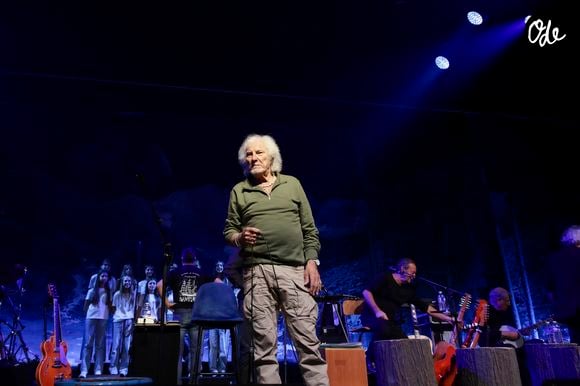 Concert de Hugues Aufray au Le Dôme de Paris - Palais des Sports le 9 novembre 2025. © Jack Tribeca / Bestimage