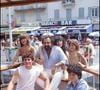 Onze enfants dont quelques fils devenus célèbres comme Xavier ou encore Alexandre...

Richard Anthony en famille à St Tropez l'été 1983 - © Daniel Angeli Bestimage