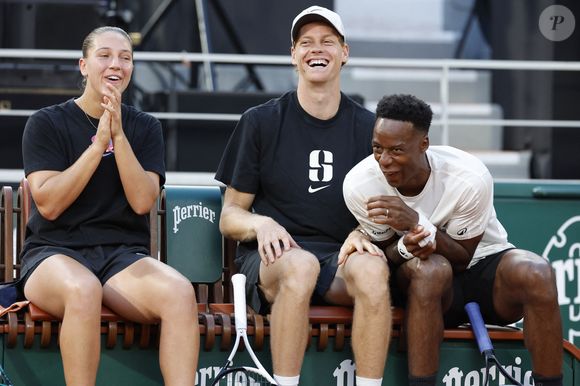 Photo Diane PARRY Jannik SINNER Et Gael MONFILS Soir e Gael Photo Diane PARRY Jannik SINNER Et Gael MONFILS Soir e Gael