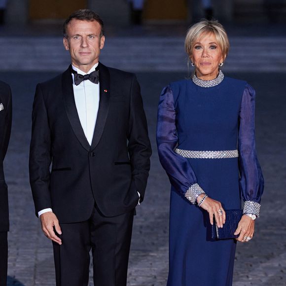 Le président Emmanuel Macron et sa femme Brigitte Macron - Dîner d'Etat au château de Versailles en l'honneur de la visite officielle du roi Charles III d'Angleterre et de la reine consort Camilla Parker Bowles de 3 jours en France. Le 20 septembre 2023
© Moreau-Jacovides / Bestimage