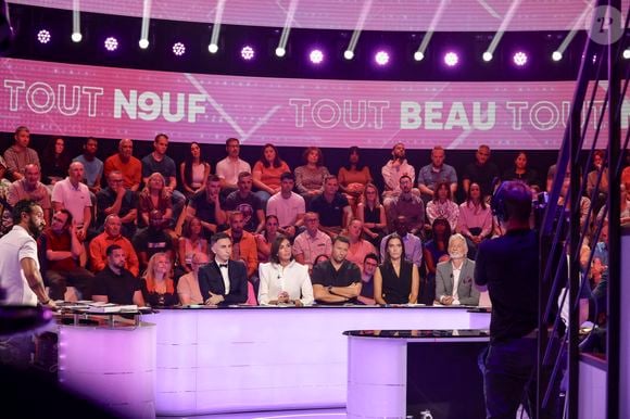 Exclusif - Cyril Hanouna, Jordan Deluxe, Géraldine Maillet, Raymond Aabou, Shana Loustau, Gilles Verdez -  Emission "Tout beau, tout n9uf" présentée par C. Hanouna sur W9 à Paris le 11 septembre 2025. © Jack Tribeca / Bestimage