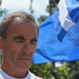 Et surtout : avoir une hygiène de vie irréprochable.
Nikos Aliagas à Missolonghi, Grèce, le 25 avril 2024. Photo par Eurokinissi/ABACAPRESS.COM