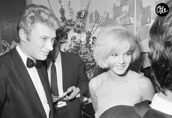 En France, à Paris, lors d'une soirée à l'Olympia, Johnny Hallyday et Sylvie Vartan. Le 17 janvier 1964 © Jean-Claude Colin via Bestimage