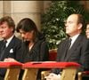 Mais depuis que Caroline de Monaco et le prince Ernst vivent séparément, ce dernier a retrouvé une vie loin des photographes et on le voit assez peu apparaître en public... Les dernières nouvelles à son sujet sont plutôt alarmantes.
Le prince Albert II de Monaco, la princesse Caroline de Hanovre et le prince Ernst Auguste Hanovre lors de la messe commémorative du premier anniversaire de la mort de la Prince Rainier de Monaco, en 2006. POOL / BESTIMAGE