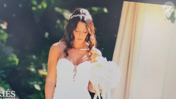C'est donc lui qui a fini par la rassurer
Mariage de Marina et David dans "Mariés au premier regard 2025", épisode du 28 avril, sur M6