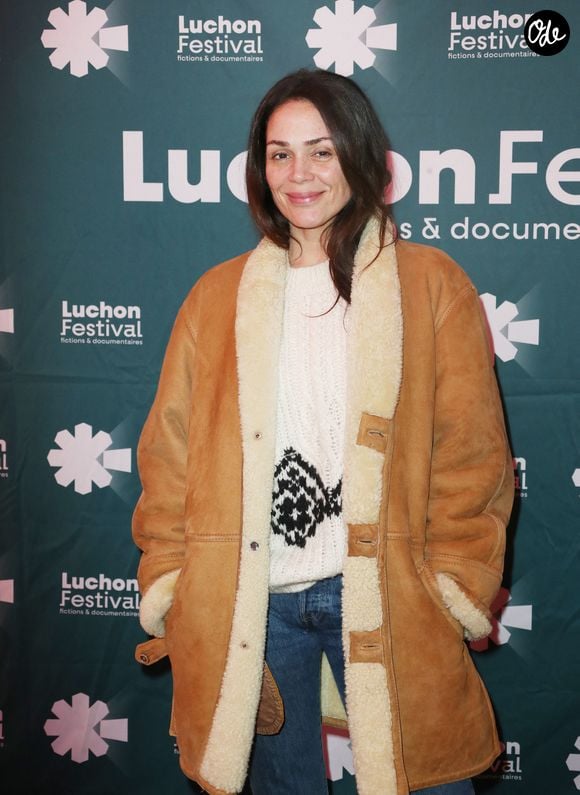 Lola Dewaere - Photocall du film "Je sais pas" lors de la 25ème édition du Festival TV de Luchon le 6 février 2026. © Patrick Bernard/Bestimage