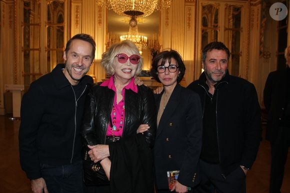 Damien Thévenot, Amanda Lear, Rachida Dati, Bernard Montiel - Rachida Dati remet à Chantal Ladesou les insignes de Chevalier de la Légion d'Honneur au ministère de la Culture à Paris le 2 février 2026.

© Philippe Baldini / Bestimage